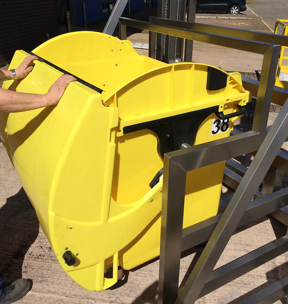 Double Column Wheelie Bin Tipper
